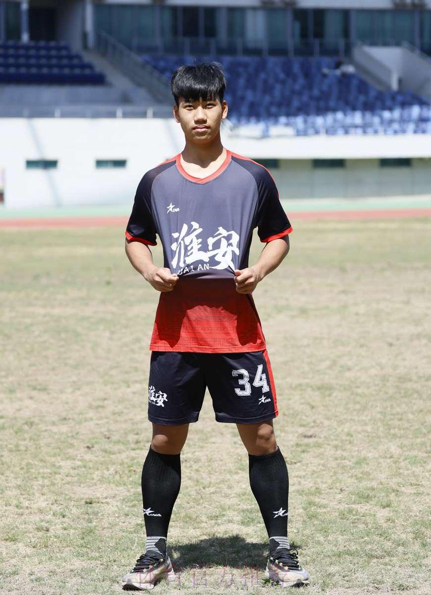 足球是青春纪念册 卢斌：最美光阴奉献给北理工